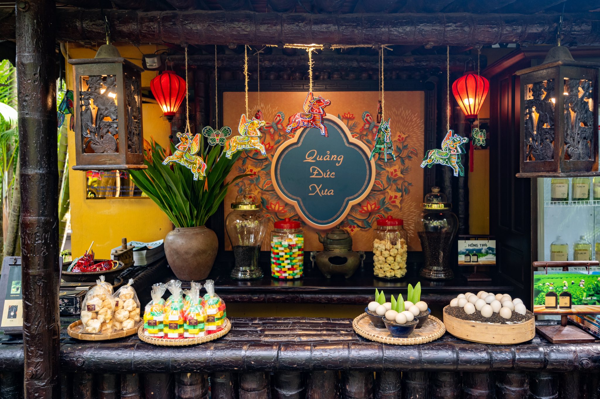 thuong-tra-banh-tai-nha-co-quang-duc-xua